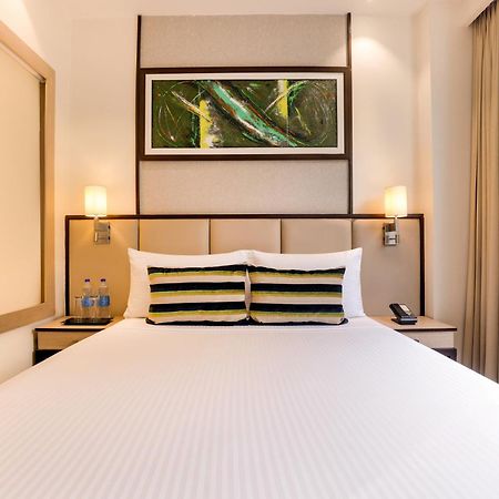 Sandal Suites By Lemon Tree Hotels Noida Buitenkant foto