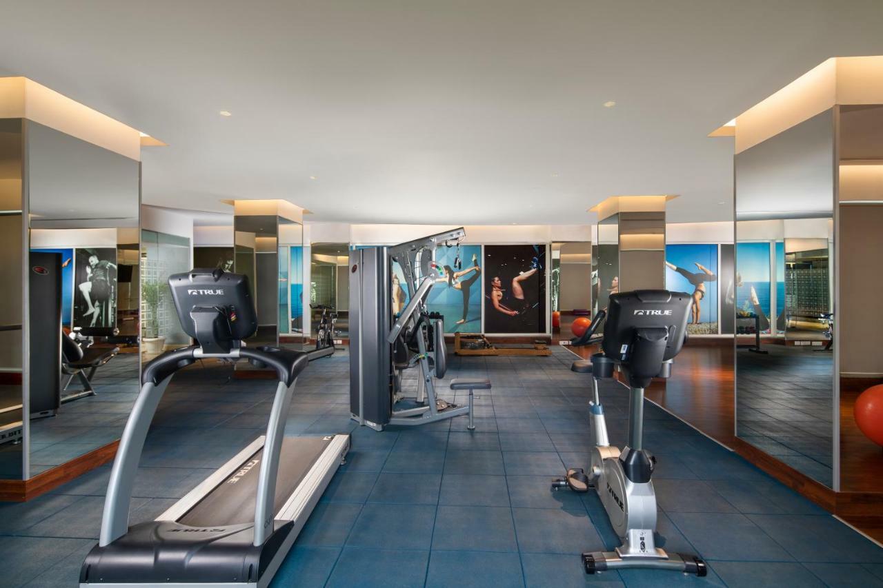 Sandal Suites By Lemon Tree Hotels Noida Buitenkant foto