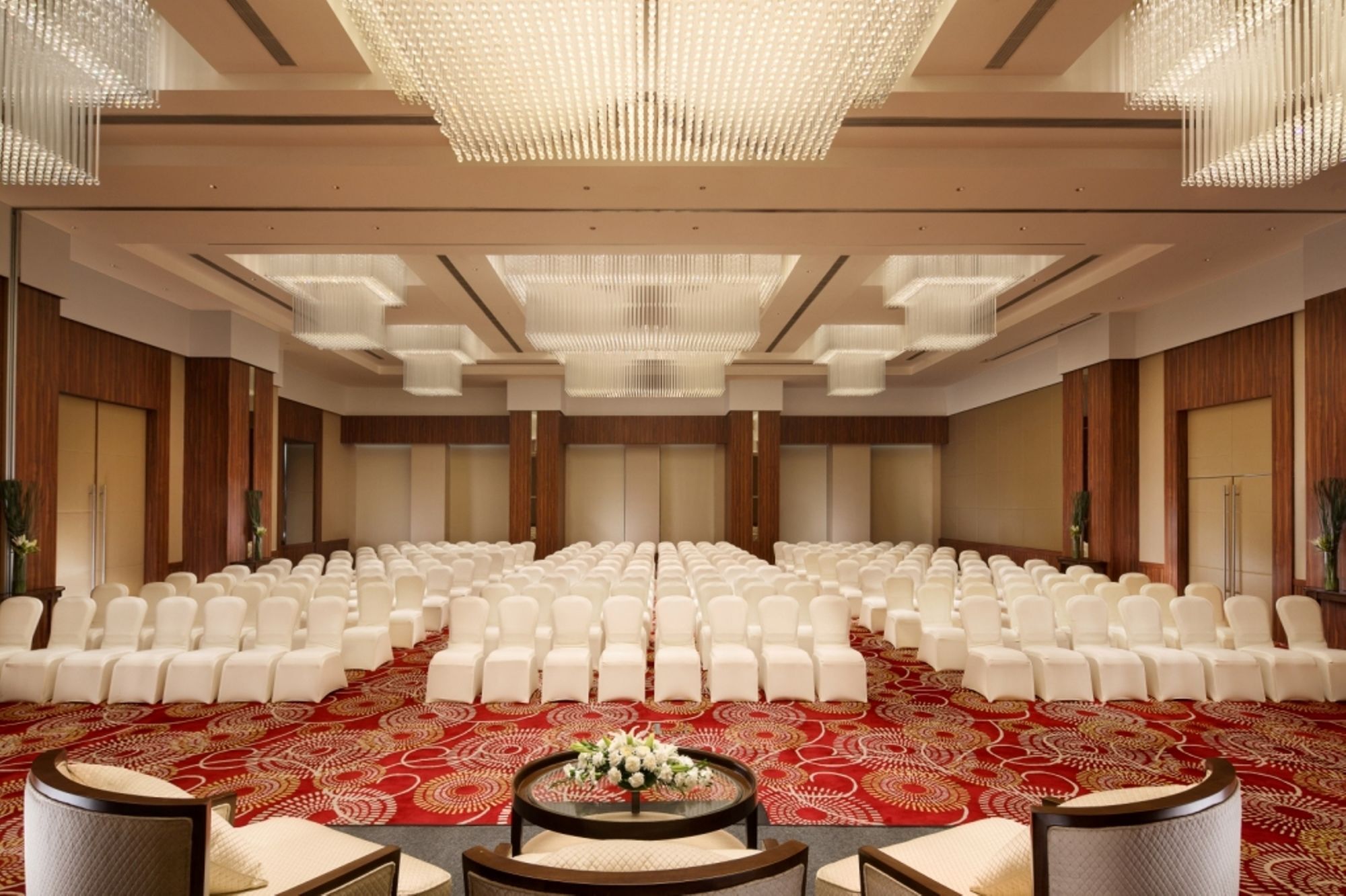 Sandal Suites By Lemon Tree Hotels Noida Buitenkant foto