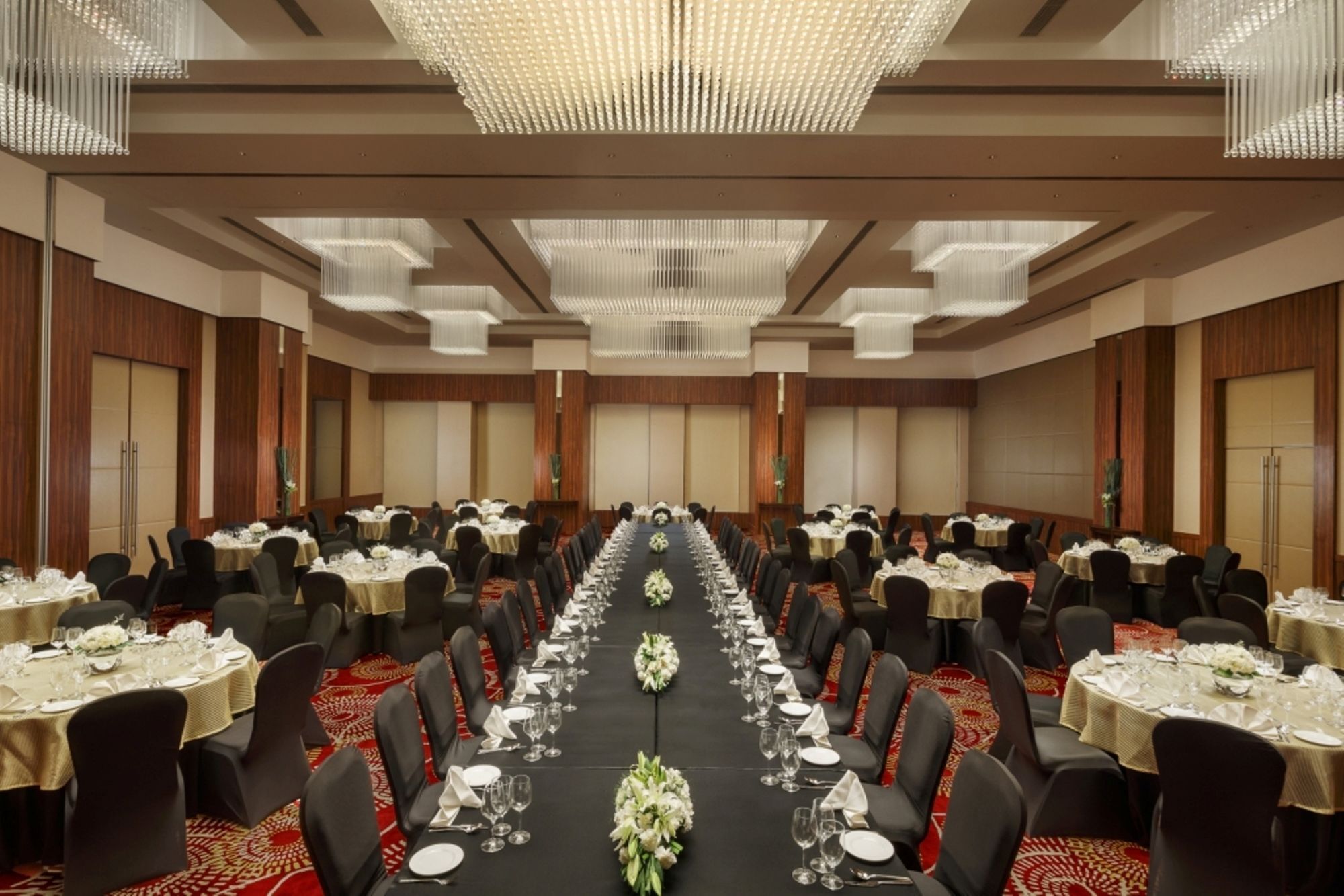 Sandal Suites By Lemon Tree Hotels Noida Buitenkant foto